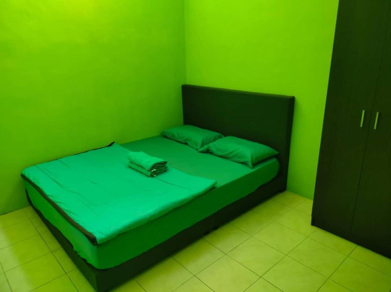 Mylittle Homestay Tanjong Malim Bagian luar foto